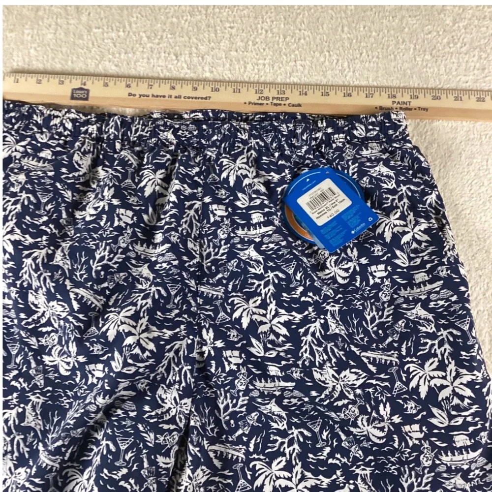 Columbia PFG Mens XL Backcast III‎ Water Shorts Navy Tropical Island Print